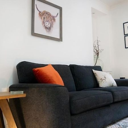 Central 2 Bedroom Luxury Home Close To River Ness Ίνβερνες Εξωτερικό φωτογραφία