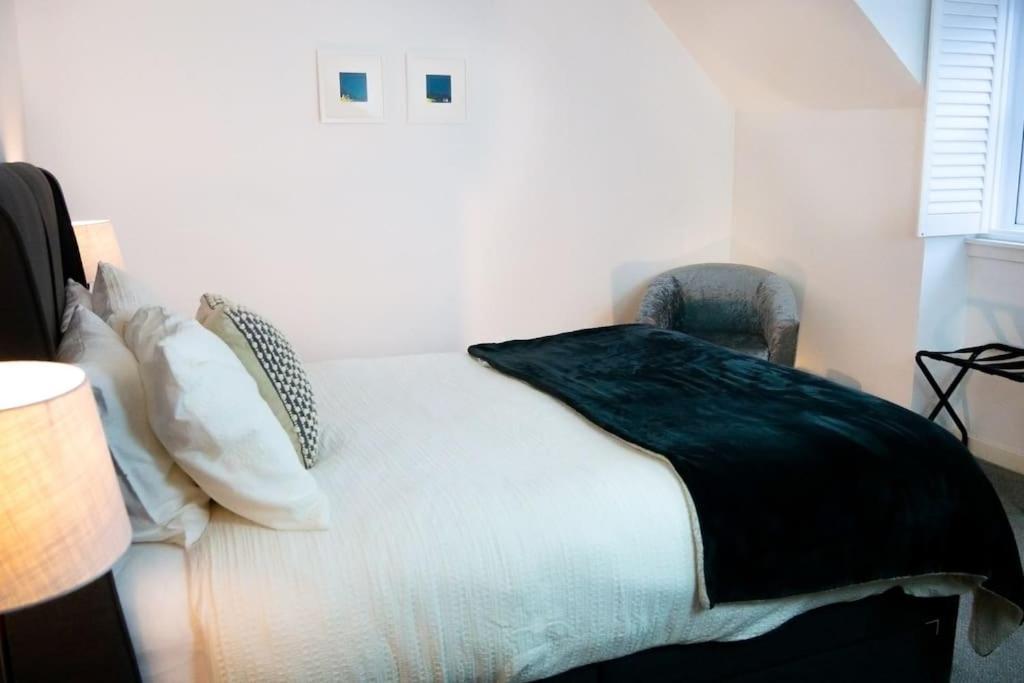 Central 2 Bedroom Luxury Home Close To River Ness Ίνβερνες Εξωτερικό φωτογραφία